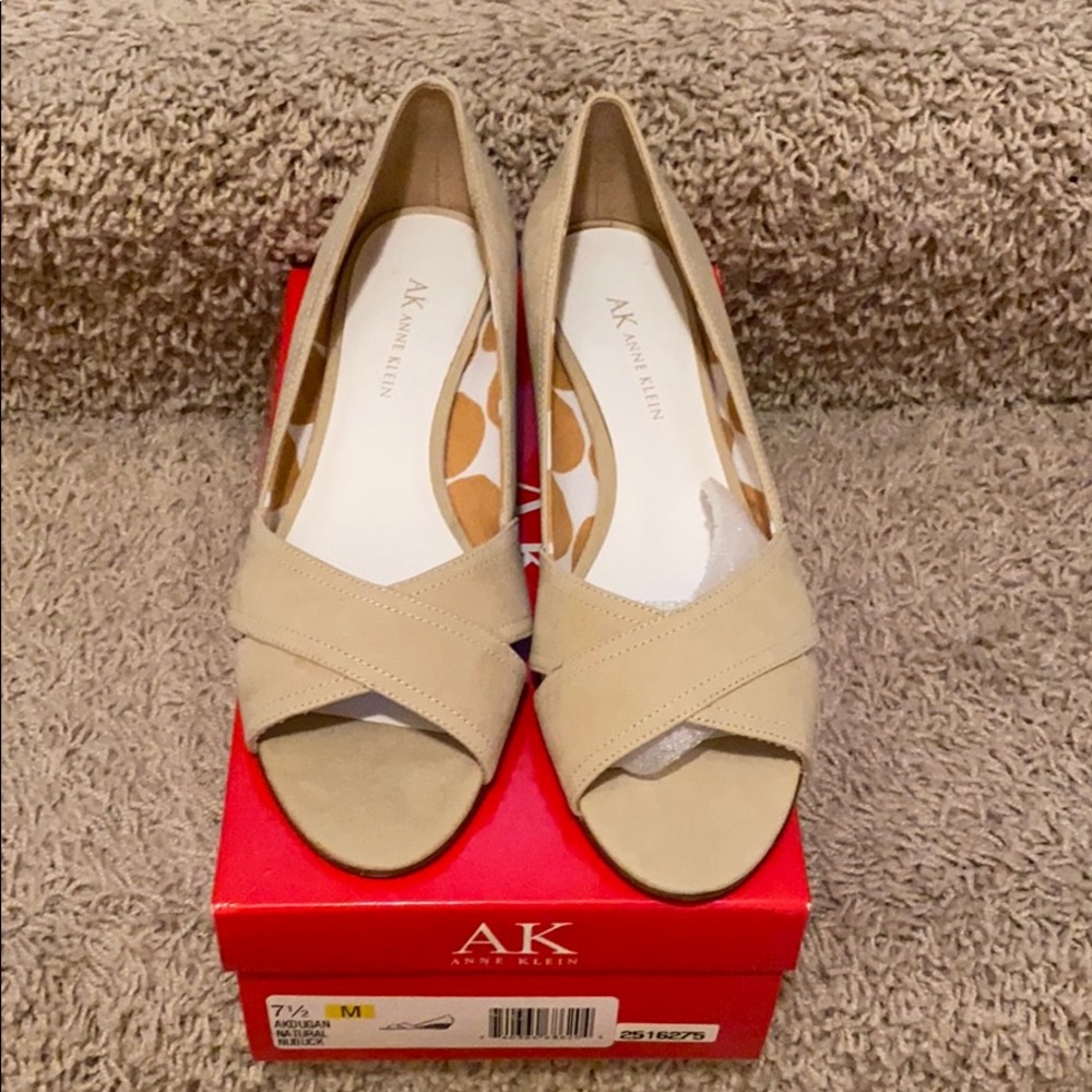 Anne Klein Wedge